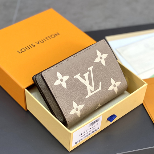 Shop Louis Vuitton MONOGRAM Monogram Leather Small Wallet Card Cases Card  Holders (M81883, M82044, M82045, M81912, M81880) by nanalyme